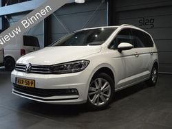 Wit Gebruikt 2019 VW Touran Highline MPV | € 24.900 (Goede deal)