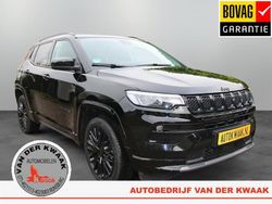 Zwart Gebruikt 2024 Jeep Compass Altitude SUV | € 31.545