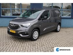 Grijs Gebruikt 2024 Opel Combo-e Life Van | € 20.772 (Super prijs)