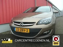 Beige, metallic lak Gebruikt 2012 Opel Astra Cosmo Sedan | € 6.950 (Duur)