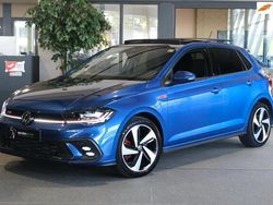Blauw, metallic lak Gebruikt 2022 VW Polo Beats Hatchback | € 26.950 (Eerlijke prijs)