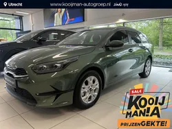 Groen Nieuw 2025 Kia Ceed Stationwagen | € 34.950 (Eerlijke prijs)