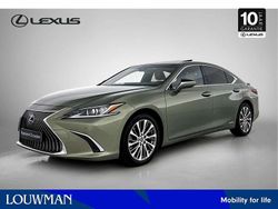 Groen Gebruikt 2020 Lexus ES300 Luxury Line Sedan | € 32.950 (Duur)