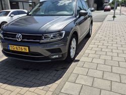 Grijs Gebruikt 2018 VW Tiguan Highline SUV | € 22.950 (Eerlijke prijs)