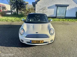 Wit Gebruikt 2009 Mini Cooper Hatchback | € 3.150 (Eerlijke prijs)