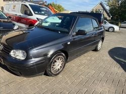 Zwart Gebruikt 2002 VW Golf Cabriolet Highline Cabriolet | € 1.350 (Eerlijke prijs)