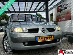 Grijs Gebruikt 2004 Renault Mégane II Hatchback | € 1.699 (Eerlijke prijs)