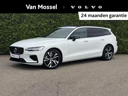 Wit Gebruikt 2022 Volvo V60 R-Design Stationwagen | € 39.940 (Eerlijke prijs)