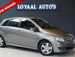 Grijs Gebruikt 2005 Mercedes B200 MPV | € 2.500 (Eerlijke prijs)