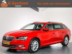 Rood Gebruikt 2017 Skoda Superb Business Line Stationwagen | € 14.900 (Goede deal)