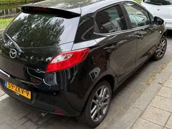 Zwart Gebruikt 2012 Mazda 2 Hatchback | € 5.200 (Eerlijke prijs)