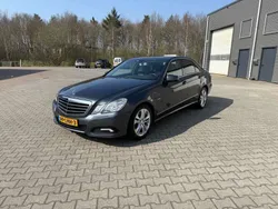Grijs Gebruikt 2010 Mercedes E200 Sedan | € 7.500