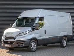 Zilver Gebruikt 2023 Iveco Daily Van | € 29.900 (Super prijs)