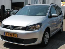 Grijs, metallic lak Gebruikt 2013 VW Touran Comfortline MPV | € 9.995 (Eerlijke prijs)