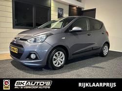 Grijs (metallic) Gebruikt 2016 Hyundai i10 GO! Hatchback | € 6.995 (Eerlijke prijs)