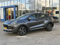 Grijs Gebruikt 2022 Ford Puma Titanium SUV | € 23.945 (Eerlijke prijs)