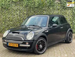 Zwart Gebruikt 2004 Mini Cooper S Hatchback | € 3.450