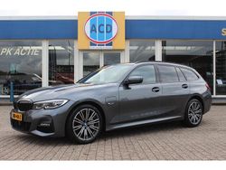 Grijs Gebruikt 2022 BMW 330 Stationwagen | € 25.900 (Goede deal)