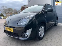 Zwart Gebruikt 2010 Renault Twingo Authentique Hatchback | € 3.950 (Eerlijke prijs)