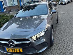 Grijs Gebruikt 2019 Mercedes A180 Hatchback | € 19.500 (Goede deal)