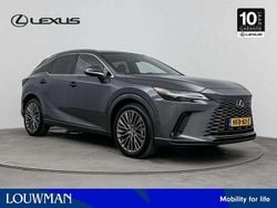 Grijs, metallic lak Gebruikt 2025 Lexus RX450h President Line SUV | € 84.950 (Eerlijke prijs)