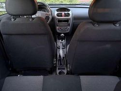 Grijs Gebruikt 2004 Opel Corsa Hatchback | € 1.500 (Eerlijke prijs)