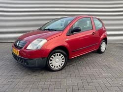 Rood Gebruikt 2007 Citroën C2 Hatchback | € 999 (Goede deal)