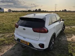 Wit Gebruikt 2020 Kia Niro SUV | € 21.995 (Eerlijke prijs)