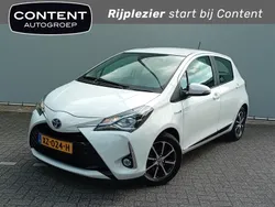 Wit Gebruikt 2018 Toyota Yaris Hybrid Design Hatchback | € 14.440 (Eerlijke prijs)