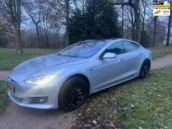 Grijs Gebruikt 2018 Tesla Model S Sedan | € 25.999 (Duur)