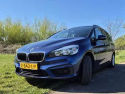 Blauw Gebruikt 2017 BMW 218 Executive Stationwagen | € 14.750 (Eerlijke prijs)
