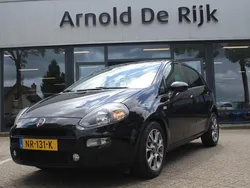 Zwart Gebruikt 2017 Fiat Punto Lounge Hatchback | € 8.950 (Eerlijke prijs)