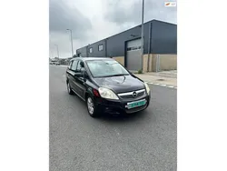 Zwart Gebruikt 2008 Opel Zafira Cosmo MPV | € 2.650 (Eerlijke prijs)