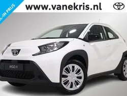 Wit Nieuw 2025 Toyota Aygo Play Hatchback | € 20.495 (Goede deal)