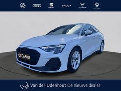 Wit, metallic lak Gebruikt 2024 Audi A3 Comfort Sedan | € 34.940 (Duur)
