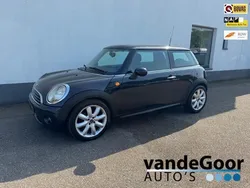 Zwart, metallic lak Gebruikt 2008 Mini ONE Hatchback | € 2.450 (Eerlijke prijs)