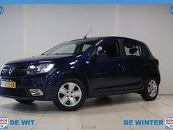 Blauw Gebruikt 2019 Dacia Sandero Lauréate Hatchback | € 8.745 (Iets duurder)