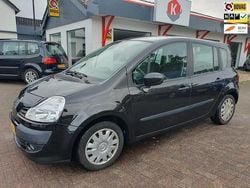 Zwart Gebruikt 2010 Renault Grand Modus Expression MPV | € 4.950 (Eerlijke prijs)