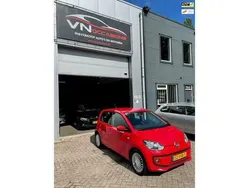 Rood Gebruikt 2012 VW up! high up! Hatchback | € 5.950 (Eerlijke prijs)