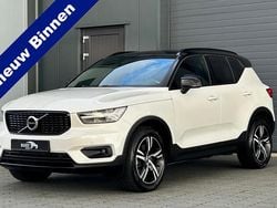 Wit Gebruikt 2018 Volvo XC40 R-Design SUV | € 27.750 (Eerlijke prijs)