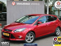 Rood Gebruikt 2013 Ford Focus Titanium Hatchback | € 5.895 (Eerlijke prijs)