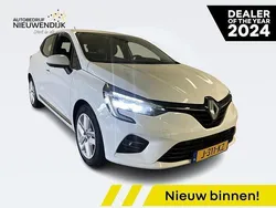 Ijswit 369 Gebruikt 2020 Renault Clio V Zen Hatchback | € 10.995 (Eerlijke prijs)