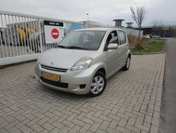 Grijs Gebruikt 2011 Daihatsu Sirion Hatchback | € 1.350 (Super prijs)