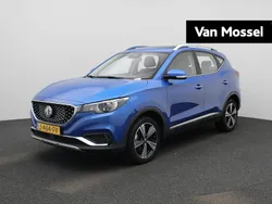 Blauw Gebruikt 2020 MG ZS Luxury Sedan | € 14.495 (Goede deal)