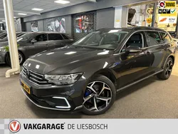 Grijs, metallic lak Gebruikt 2021 VW Passat Business Stationwagen | € 24.750 (Eerlijke prijs)