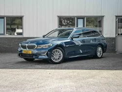 Blauw Gebruikt 2022 BMW 320e Sport Line Stationwagen | € 26.950 (Eerlijke prijs)