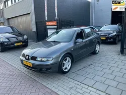 Grijs, metallic lak Gebruikt 2005 Seat Toledo Sport Sedan | € 999