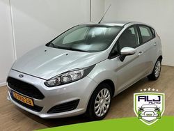 Hatchback Gebruikt 2014 Ford Fiesta Style Hatchback | € 6.294 (Eerlijke prijs)