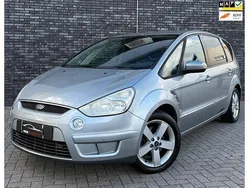 Grijs Gebruikt 2008 Ford S-MAX S MPV | € 3.950 (Eerlijke prijs)