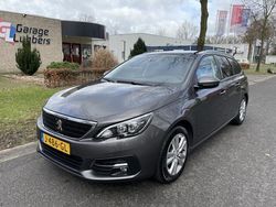 Grijs Gebruikt 2020 Peugeot 308 Stationwagen | € 14.950 (Duur)